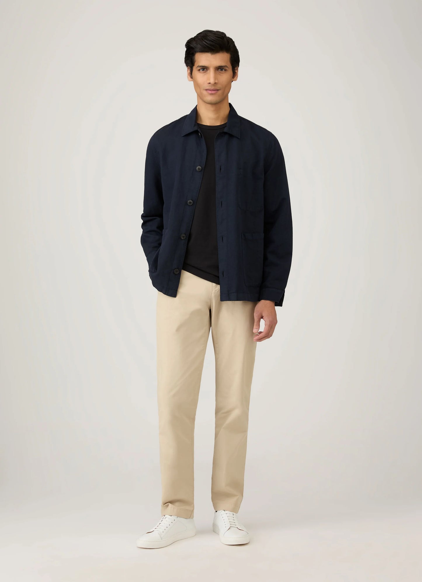 Riviera Midweight T-Shirt in Black