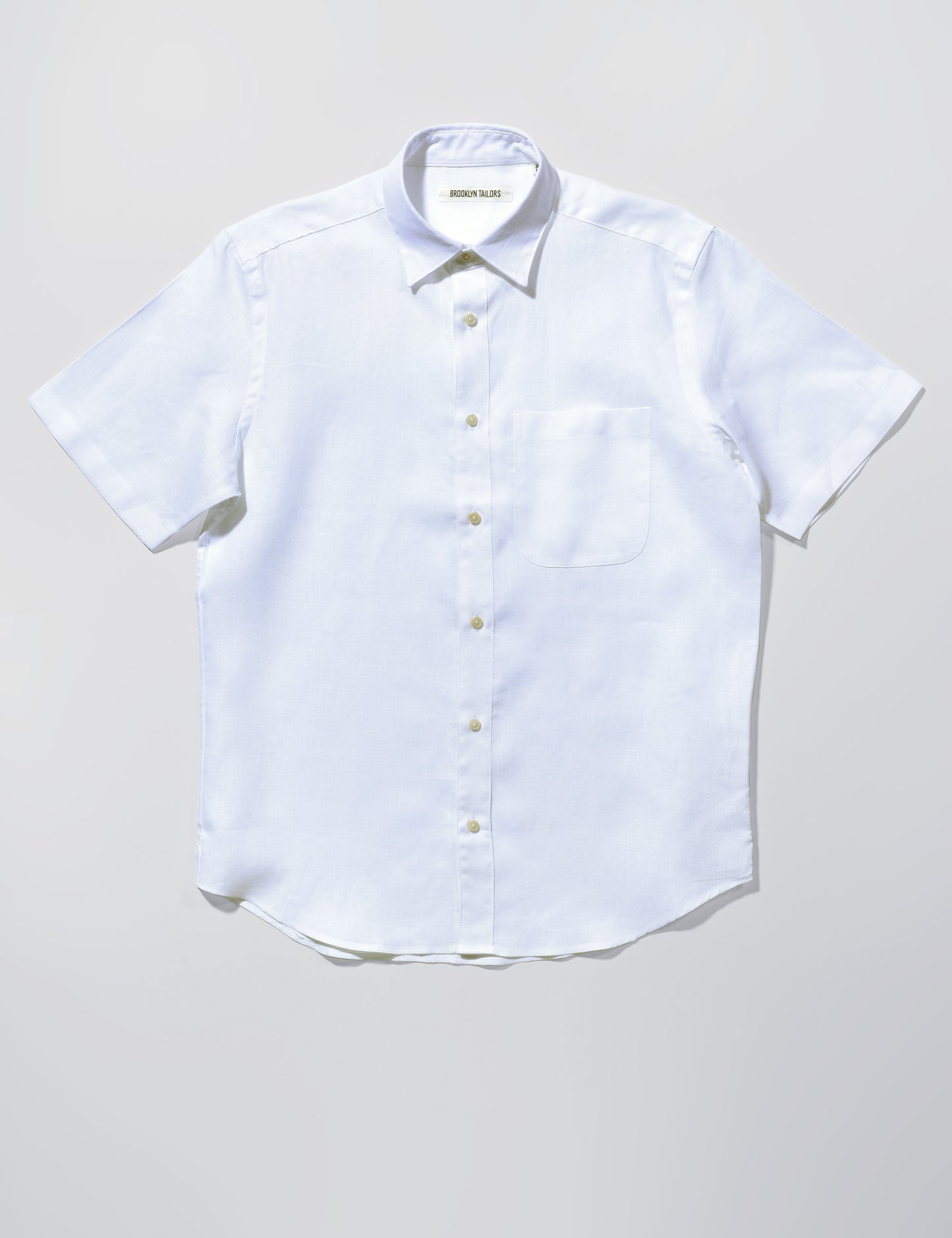 BKT14 Short Sleeved Casual Shirt in Portuguese Linen - White