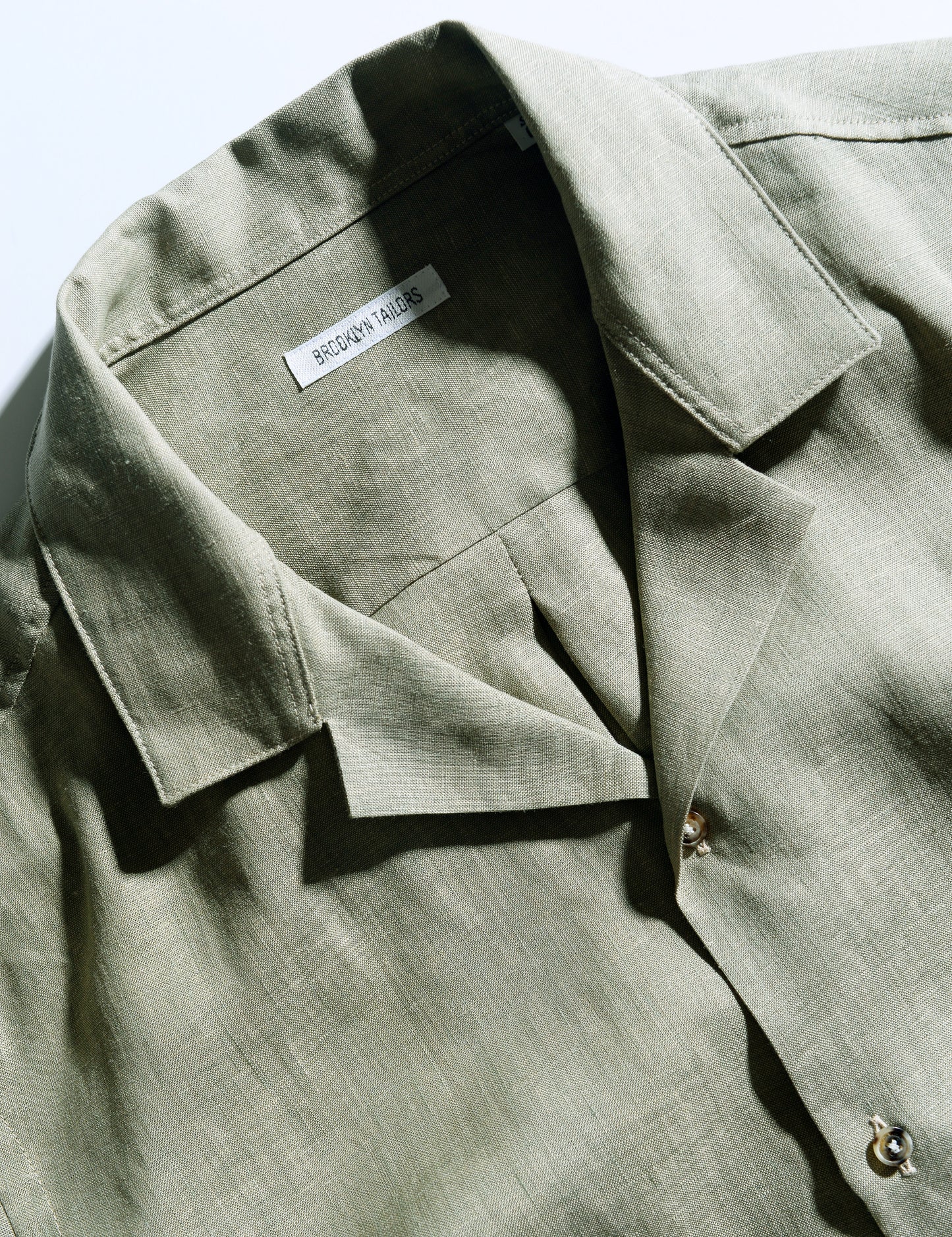 BKT18 Camp Shirt in Summer Weight Linen - Pistachio