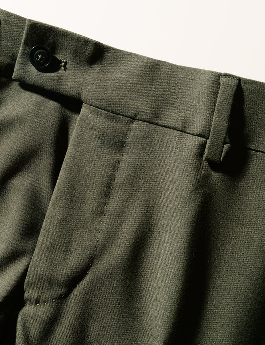 Detail shot of Brooklyn Tailors BKT50 Tailored Trousers in 14.5 Micron Mouliné - Agave Green showing waistband