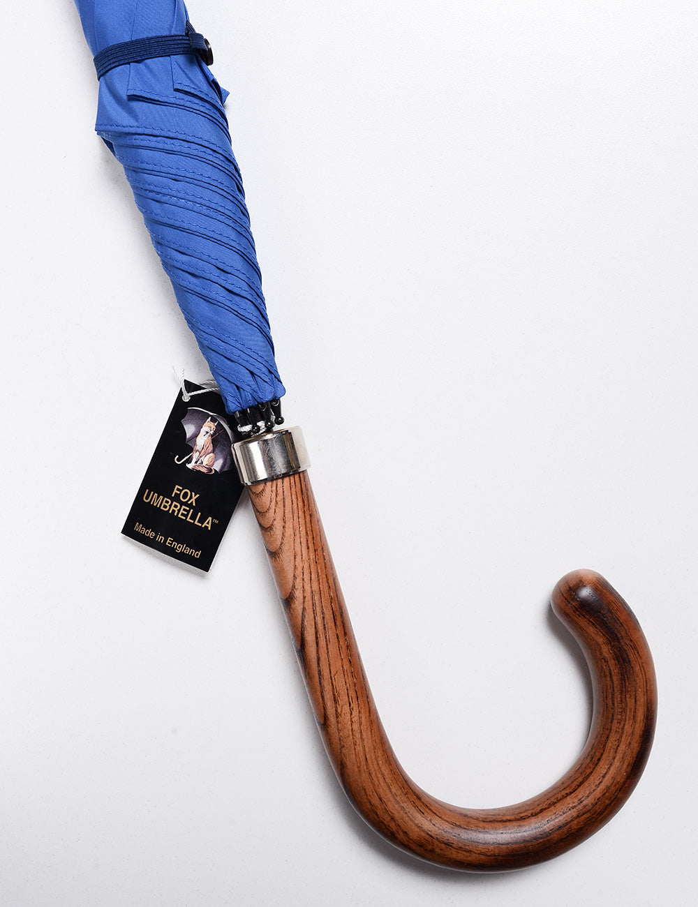 Handle detail of GT1 Gentleman Tube Umbrella in Royal Blue