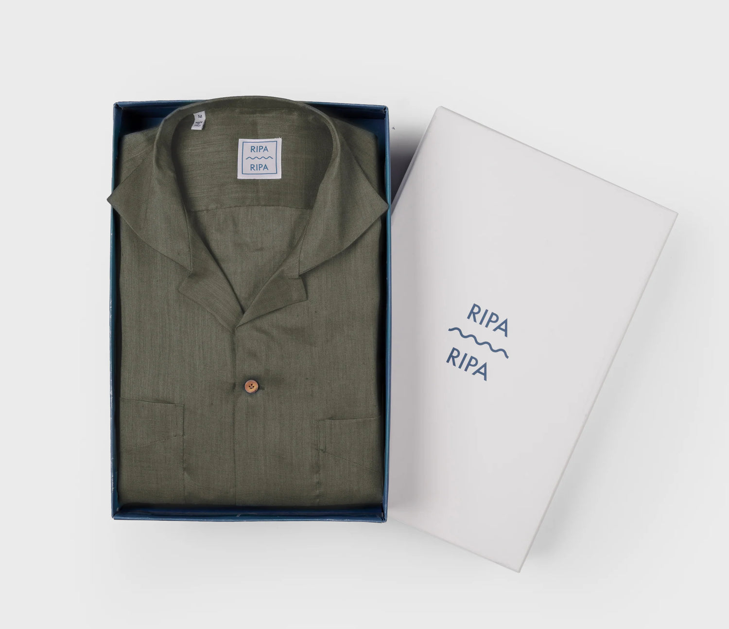 Detail of Ischia Linen Shirt - Verde in a gift box