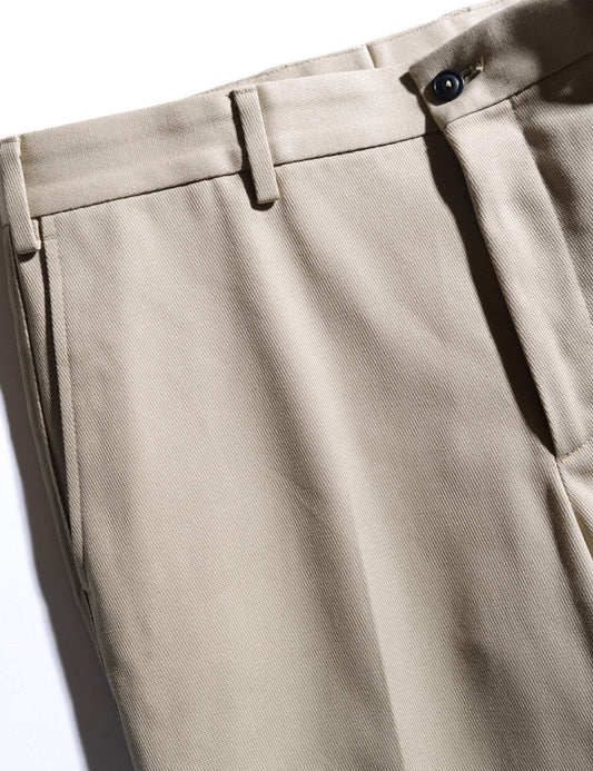 Detail of waistband and pocket of Brooklyn Tailors BKT36 Straight Leg Pant in Cotton Cavalry Twill - Sand