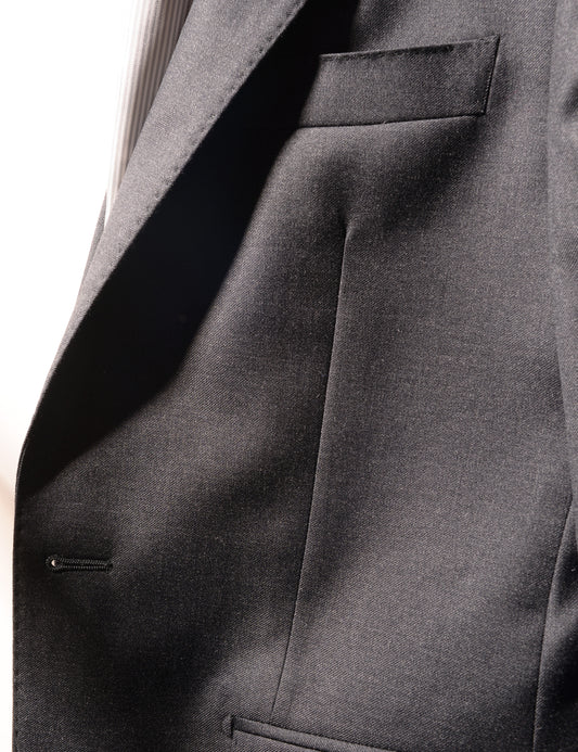 Detail shot of Brooklyn Tailors BKT50 Tailored Jacket in Super 110s Twill - Charcoal showing lapel and chest pocket