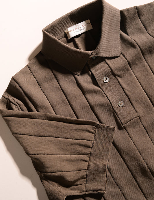 Close-up of Filippo de Laurentiis Solid Cotton Polo Shirt with Ribbing - Warm Charcoal showing ribbing, collar, buttons, and sleeve