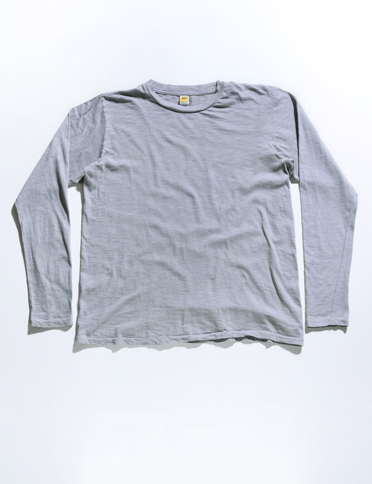 Long Sleeve Crewneck T-Shirt in Gray