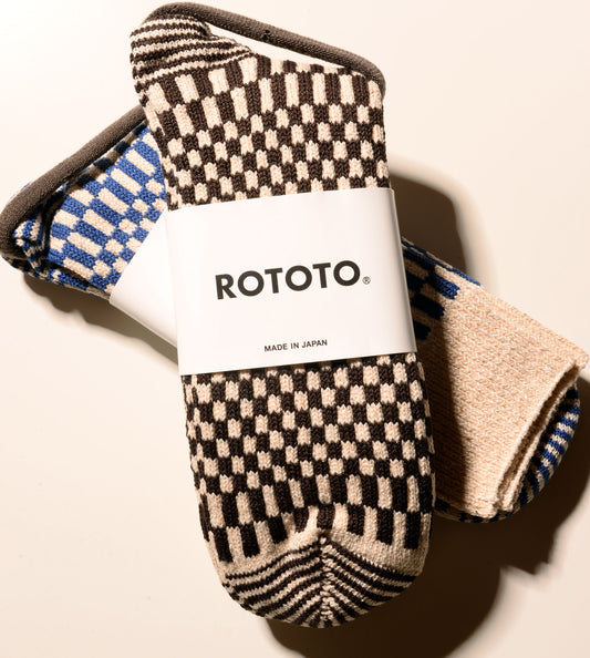 Checkerboard Pattern Socks - Brown