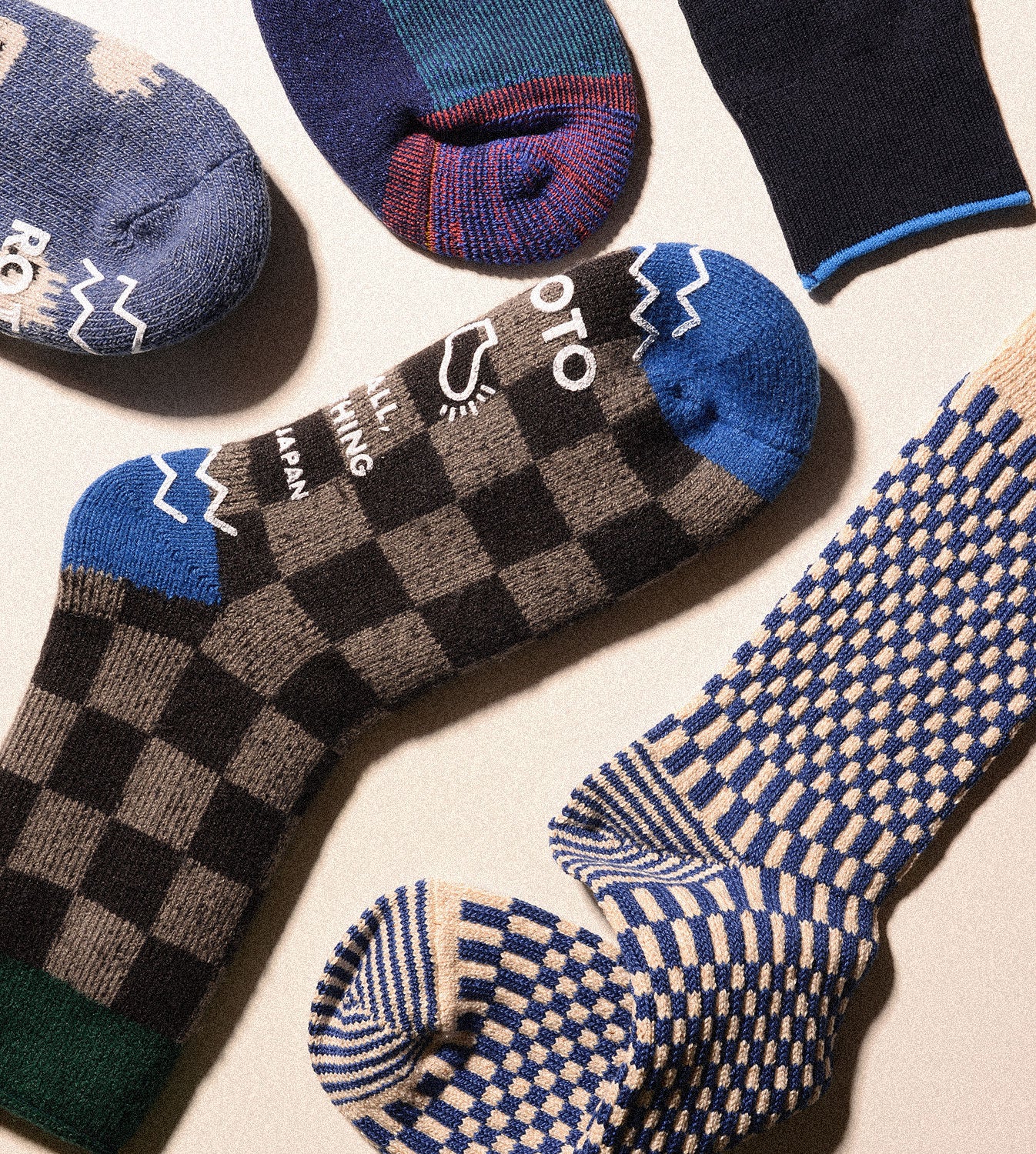 Checkerboard Pile Room Socks - Charcoal/Orange